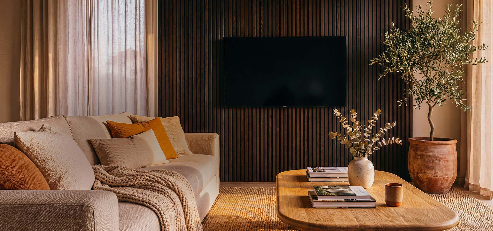 slider image slider_item_rWBVcj